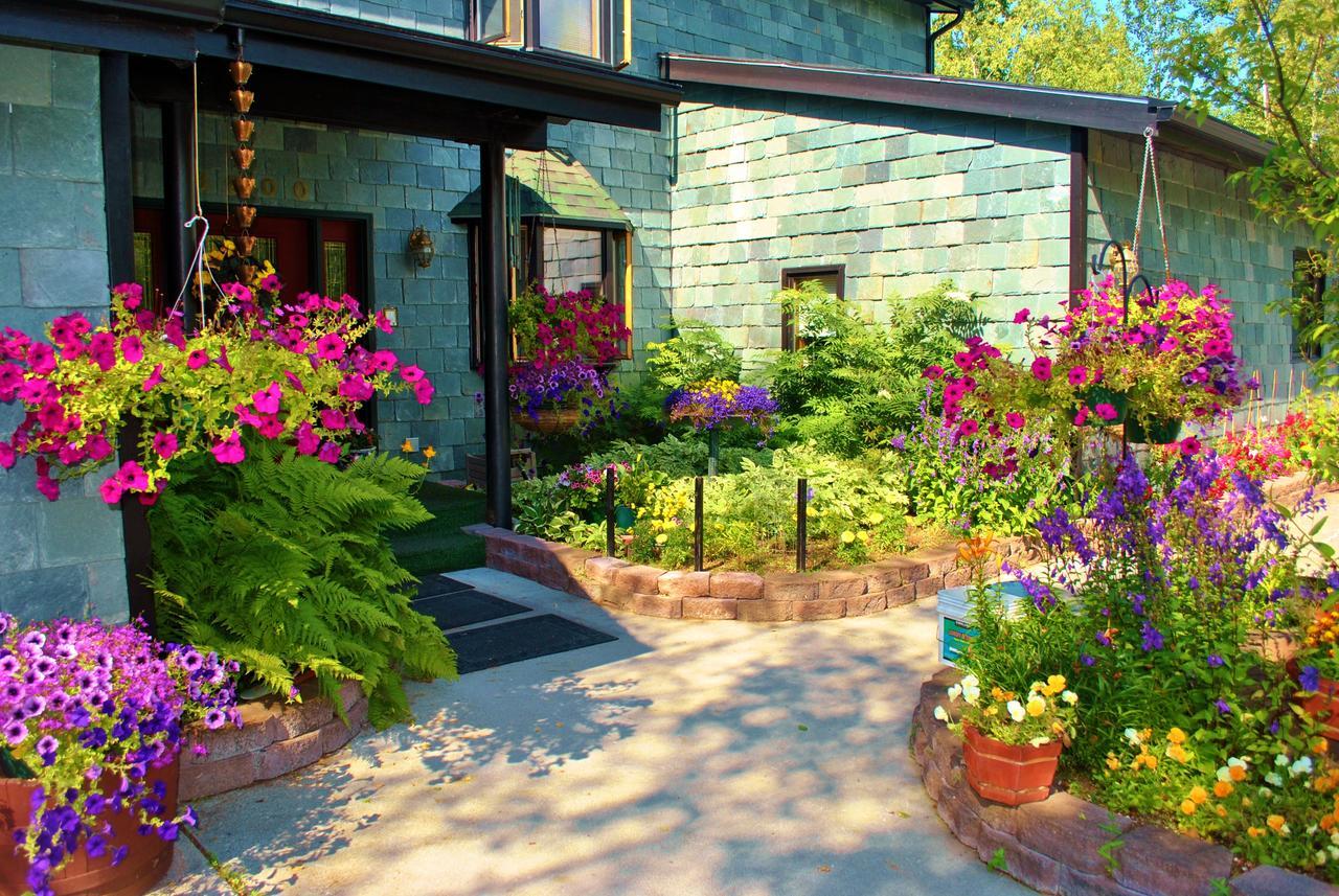 Alaska House Of Jade Bed And Breakfast Анкоридж Екстер'єр фото